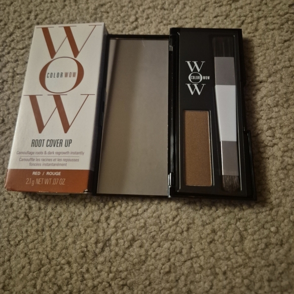 Color Wow Other - Color Wow Root Cover Up Powder - Red